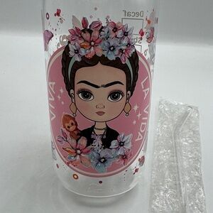 Frida Kahlo Floral Cafecito Y Chisme Glass Mason Jar with Bamboo Lid/Straw